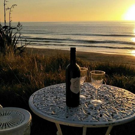 Beachfront Bliss Paraparaumu Exterior foto