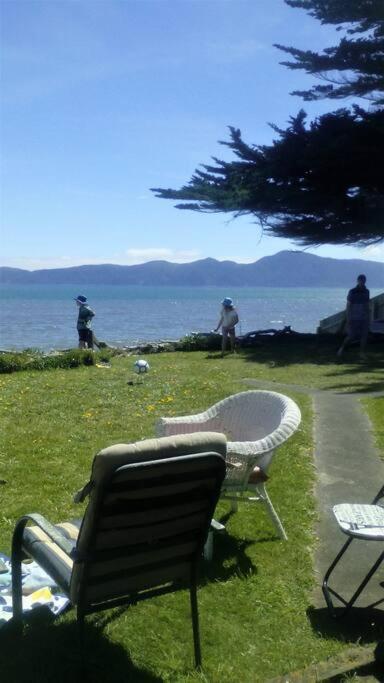 Beachfront Bliss Paraparaumu Exterior foto