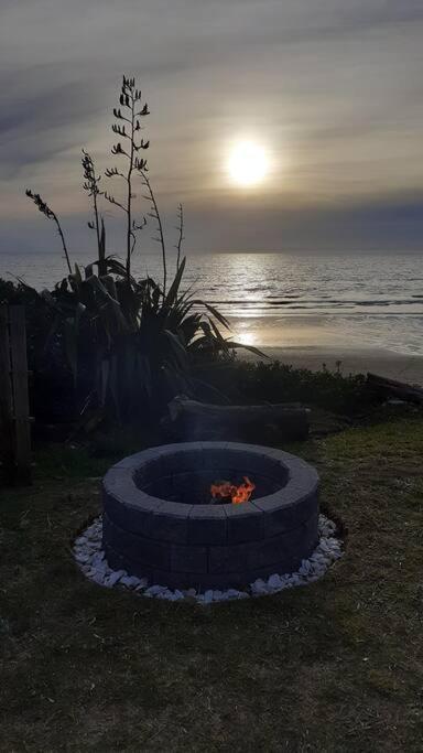 Beachfront Bliss Paraparaumu Exterior foto